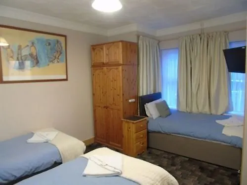 City Park Guest House Southampton 3*,