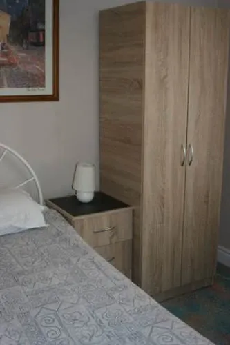 City Park Guest House Southampton 3*,
